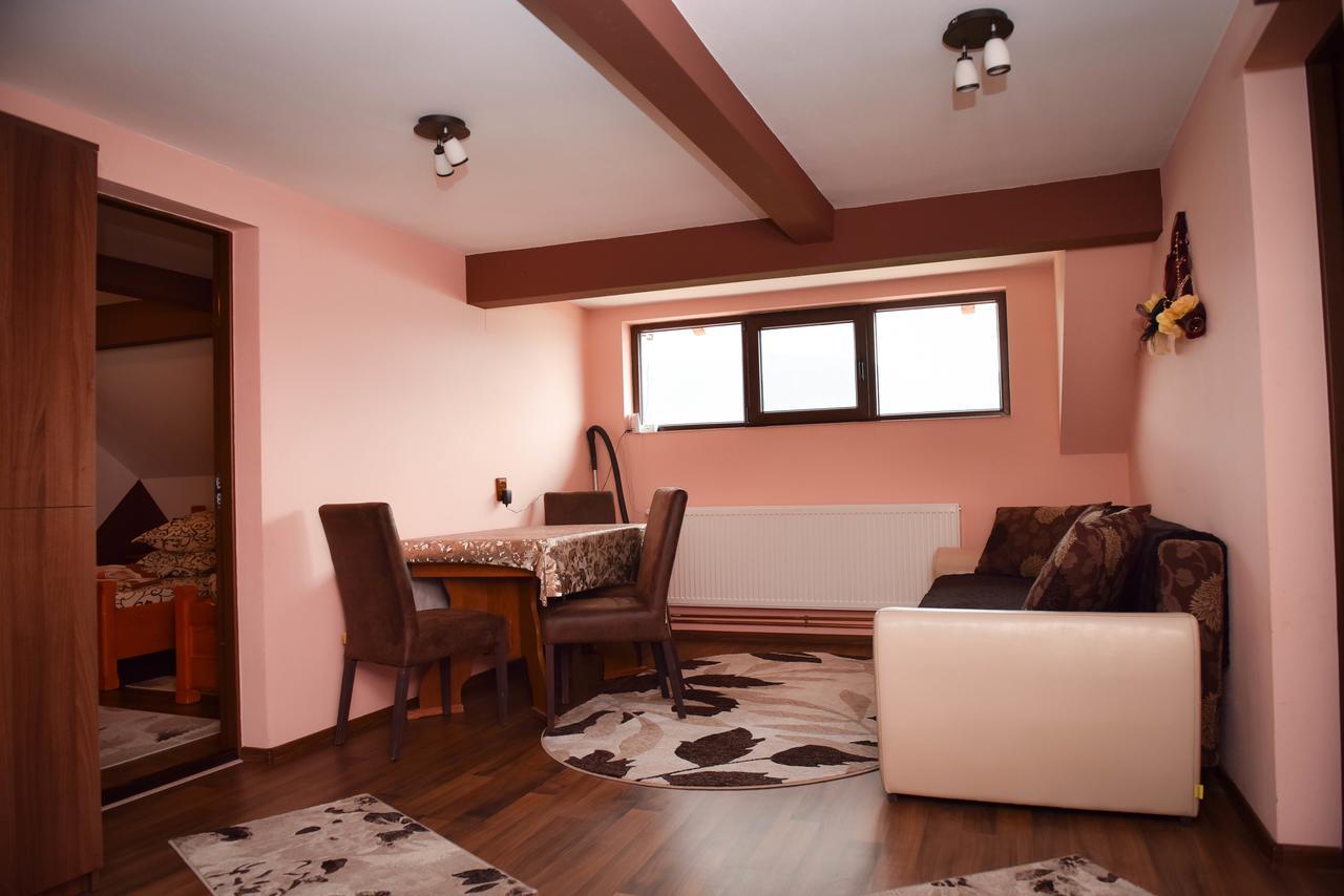 Casa Edy Hotel Kolibica Kültér fotó