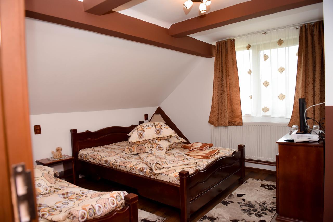 Casa Edy Hotel Kolibica Kültér fotó